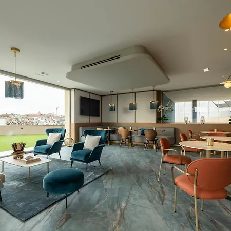 Hotel Visionair & 4*