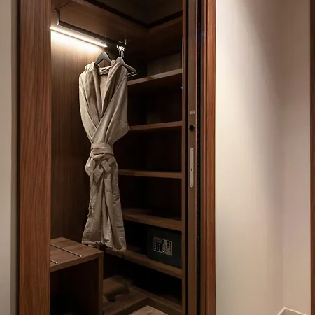 Visionair & Hotel Senigallia