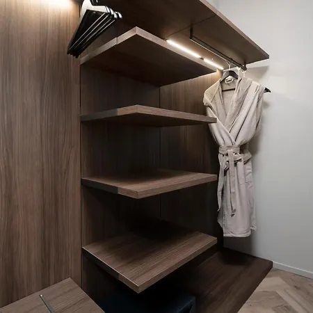 Hotel Visionair & 4*