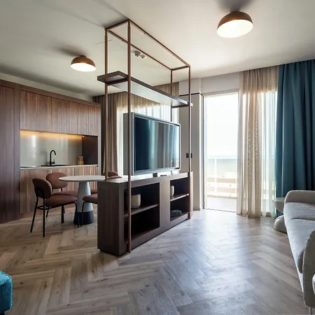 Visionair & Hotel Senigallia