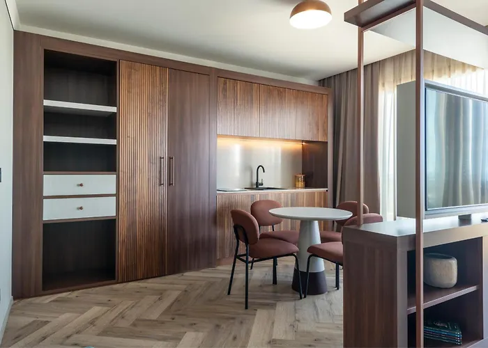 Visionair & Hotel Senigallia