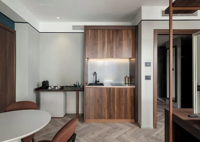 Visionair & Hotel Senigallia