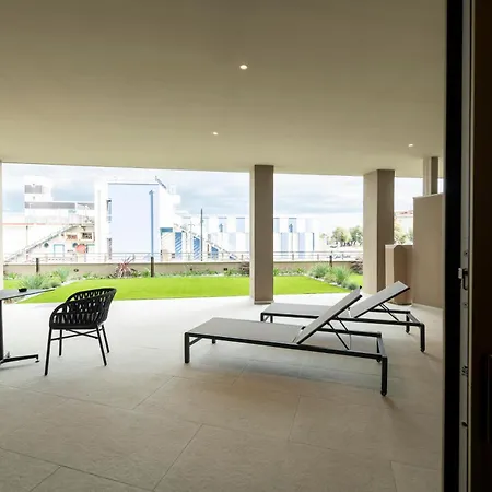 Готель Visionair &