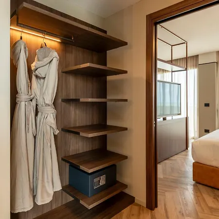 Готель Visionair & Сенігаллія