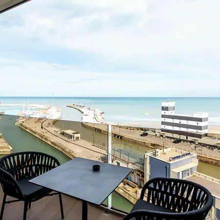 Готель Visionair & Сенігаллія