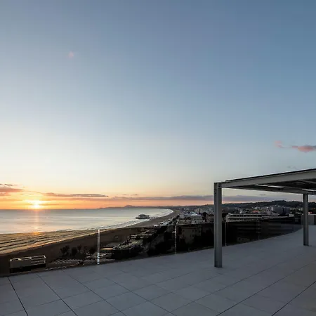 Готель Visionair &